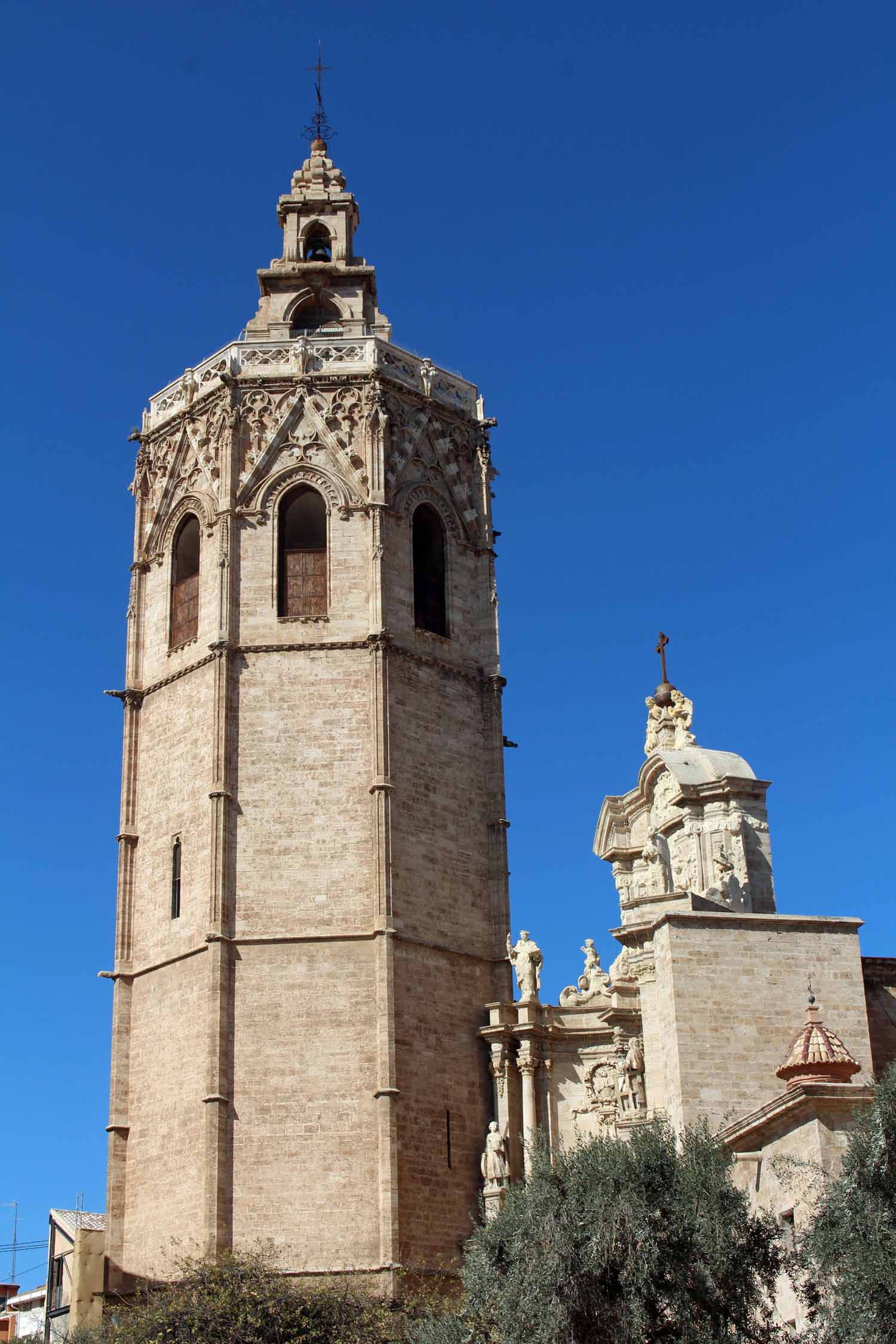 Valence, cathédrale, tour Miguelete