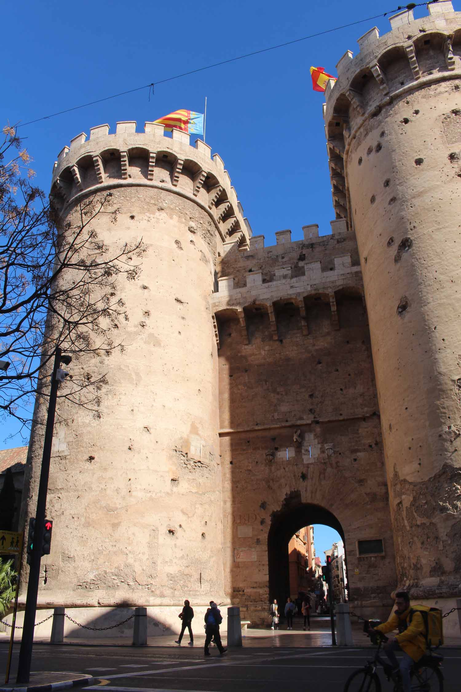 Valence, tours de Quart