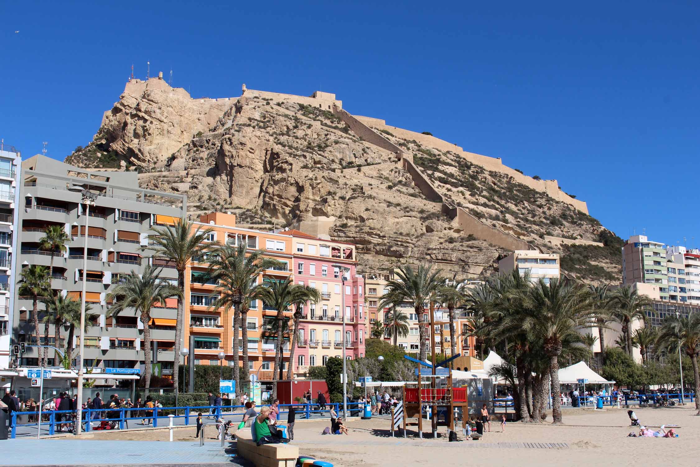 Alicante, plage, château de Santa Barbara