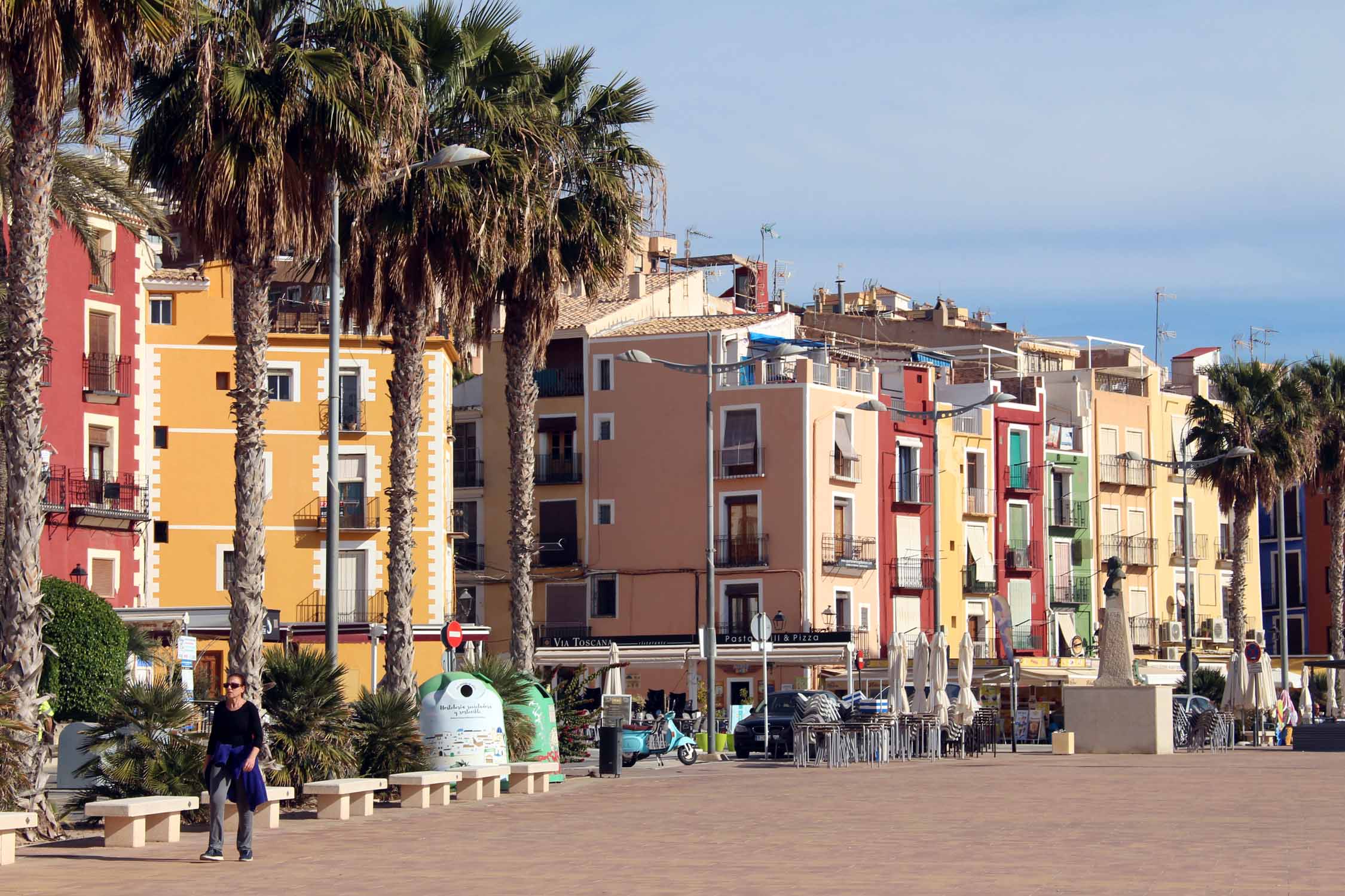 La Vila Joiosa, maisons colorées, plage