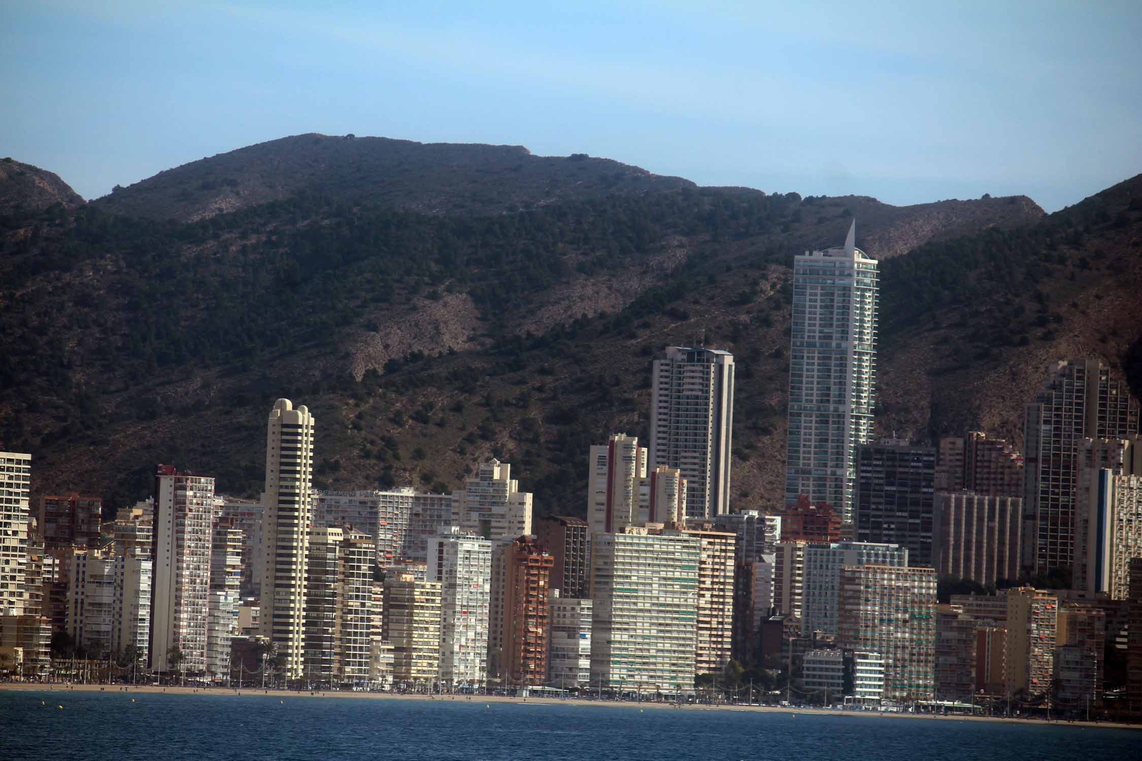 Benidorm, tour edificio Intempo