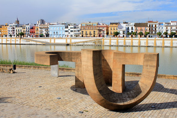 Séville, Eduardo Chillida