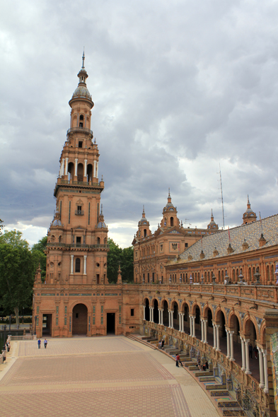 Séville, place d'Espagne, tour