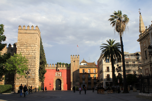 Séville, Alcazar, porte, vue