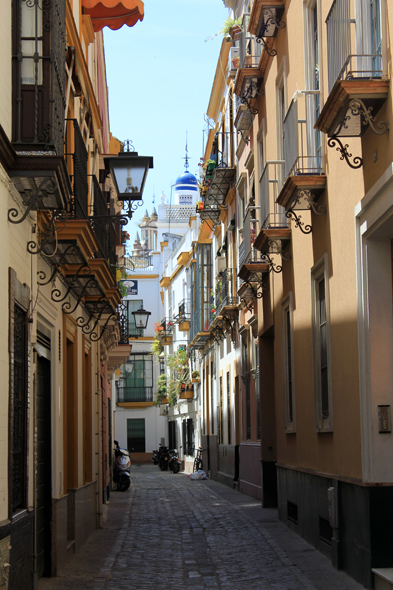 Ruelle, Séville