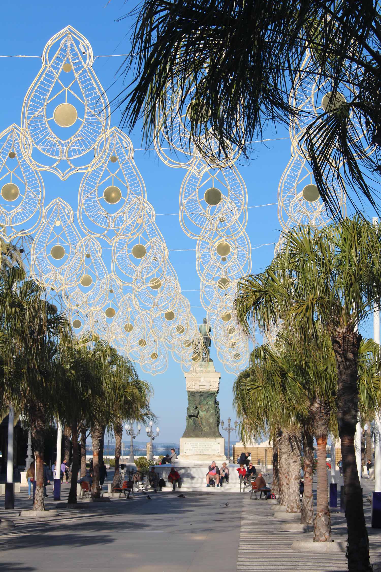 Cadix, place San Juan de Dios, décorations