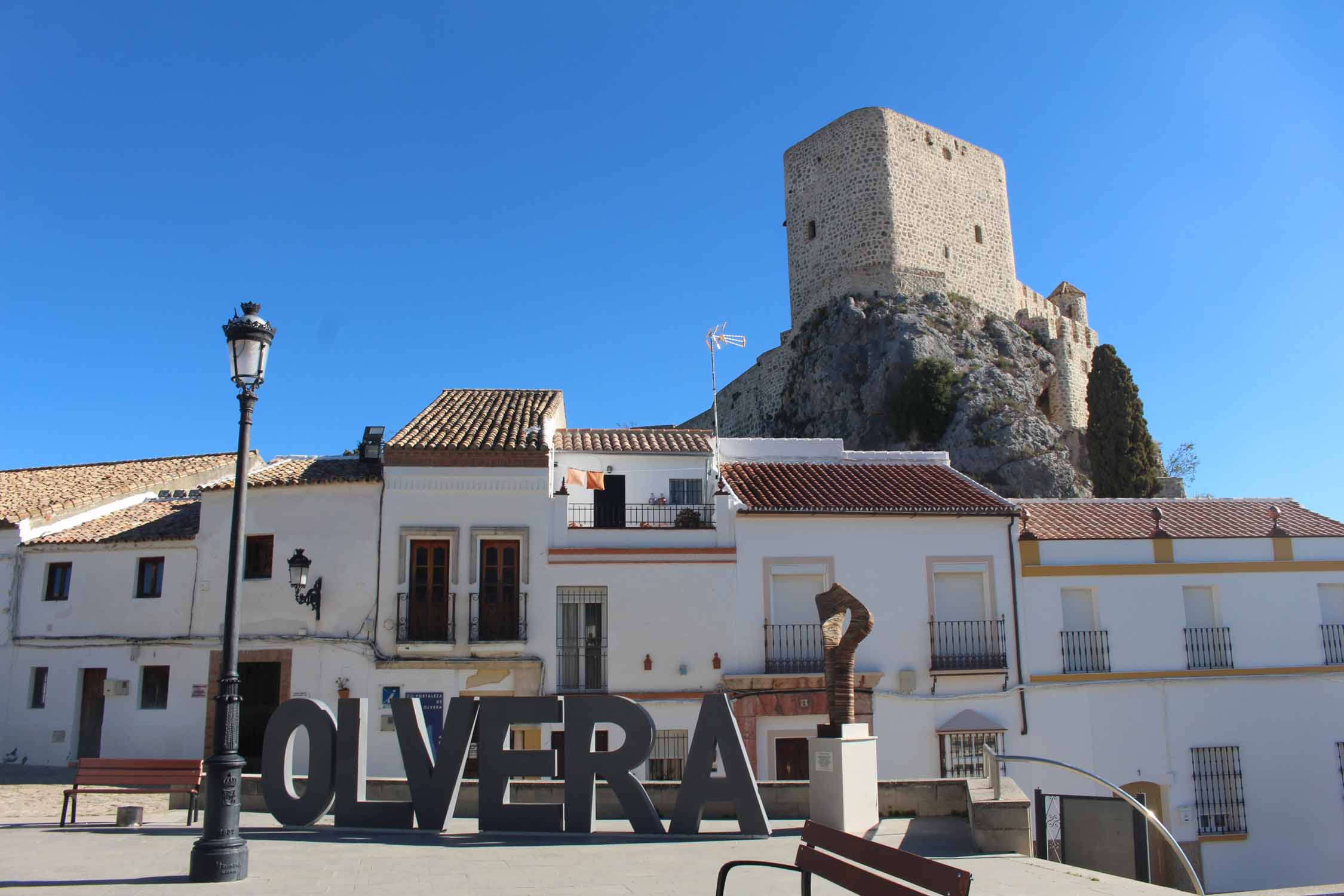 Olvera, place de l'église