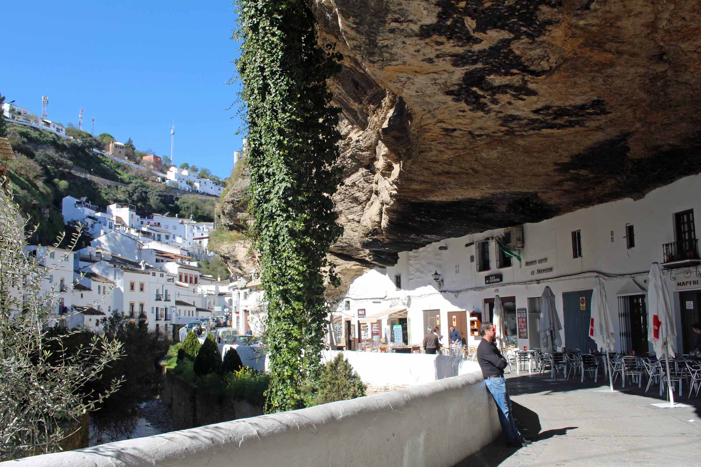 Setenil de las Bodegas, maisons troglodytiques