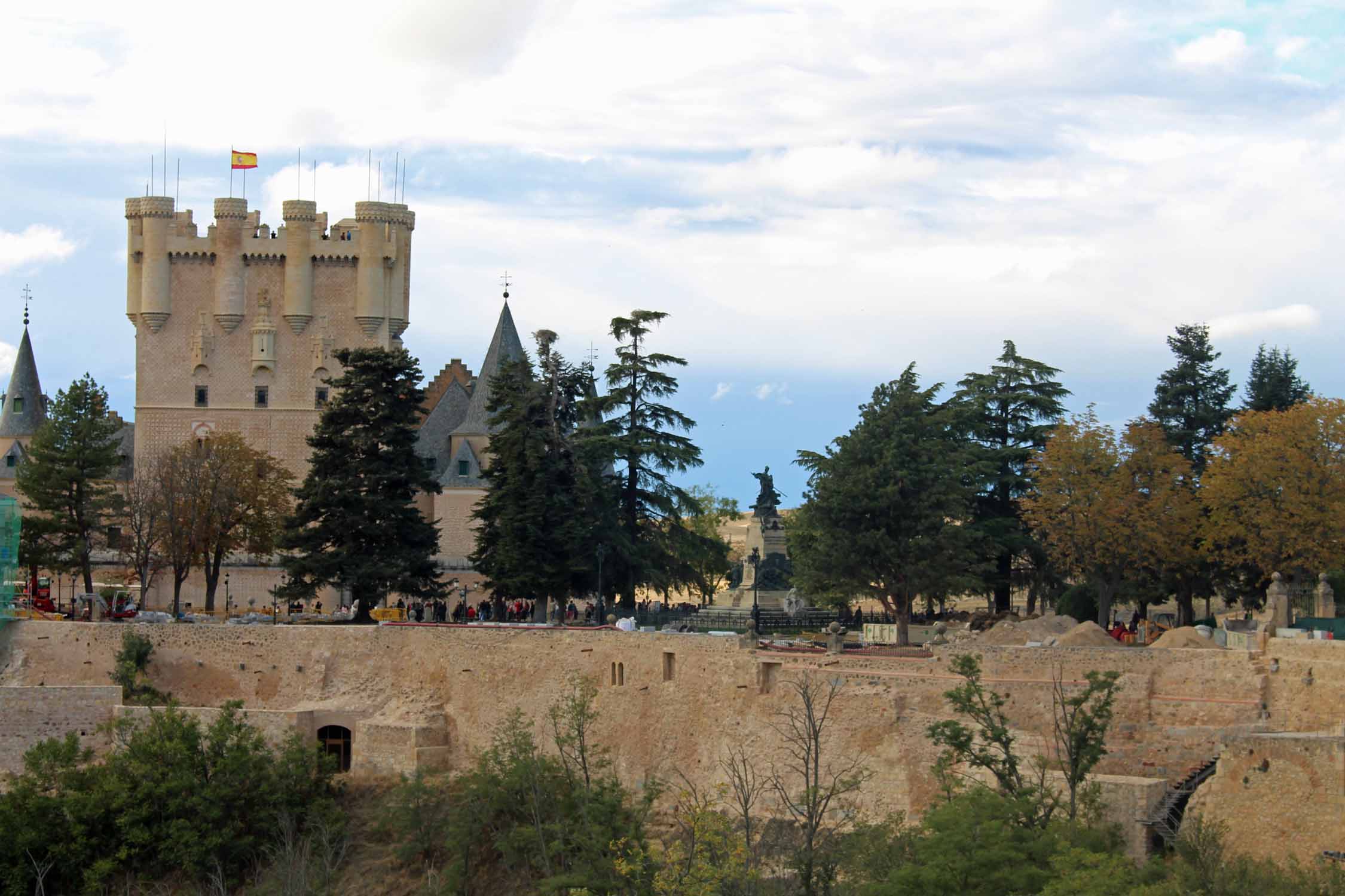 Ségovie, Alcazar, murailles