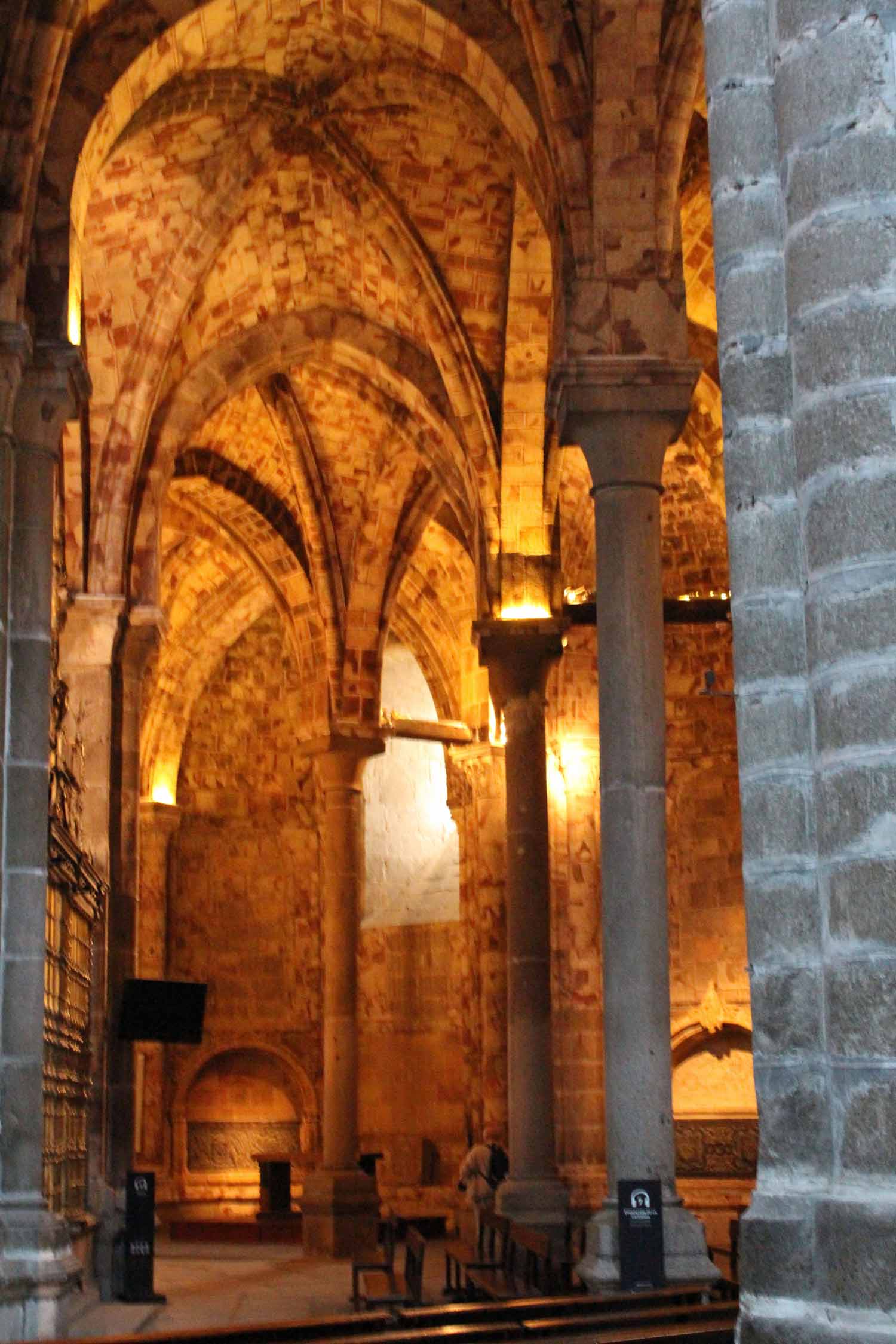 Avila, cathédrale, intérieur