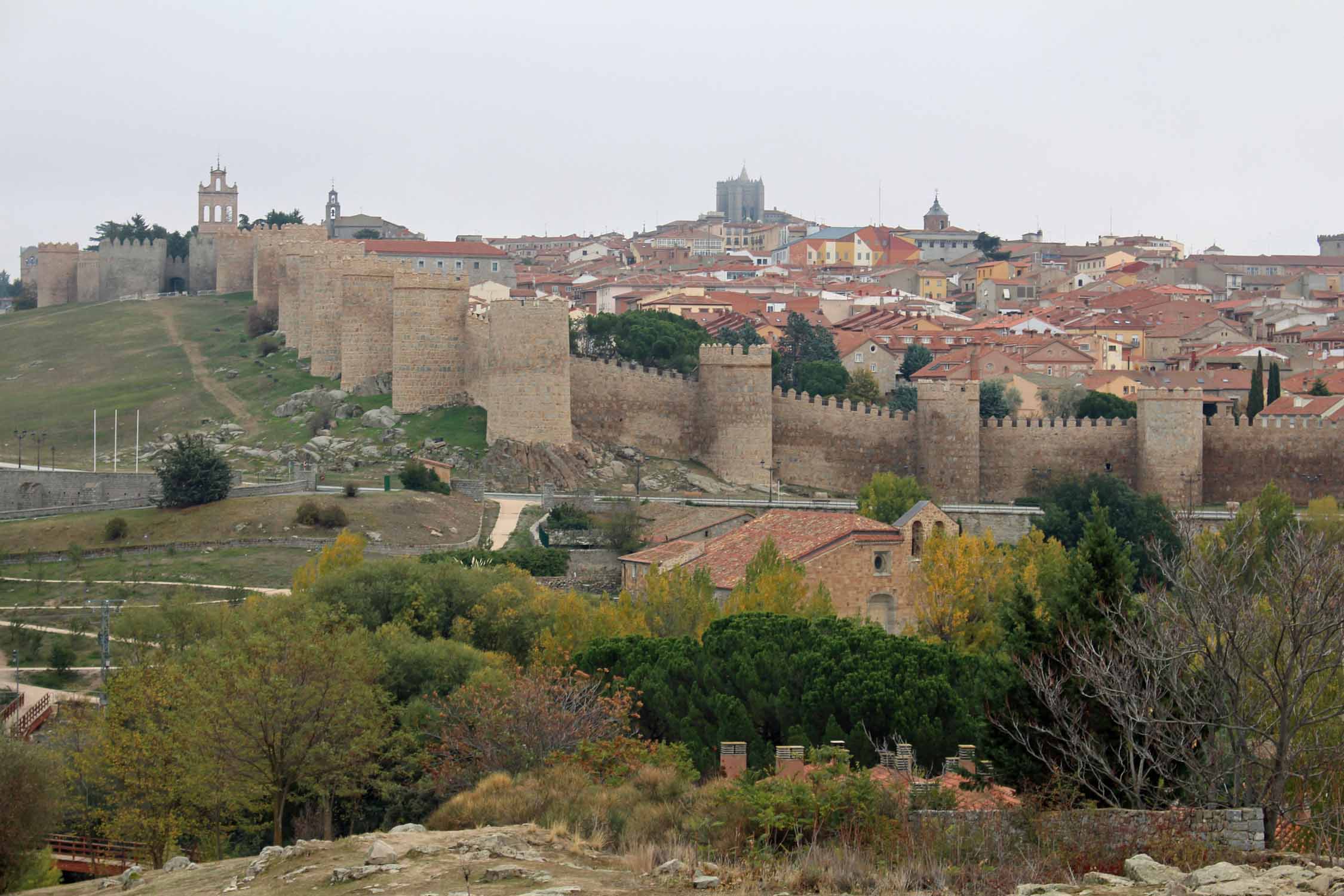 Avila, remparts, paysage