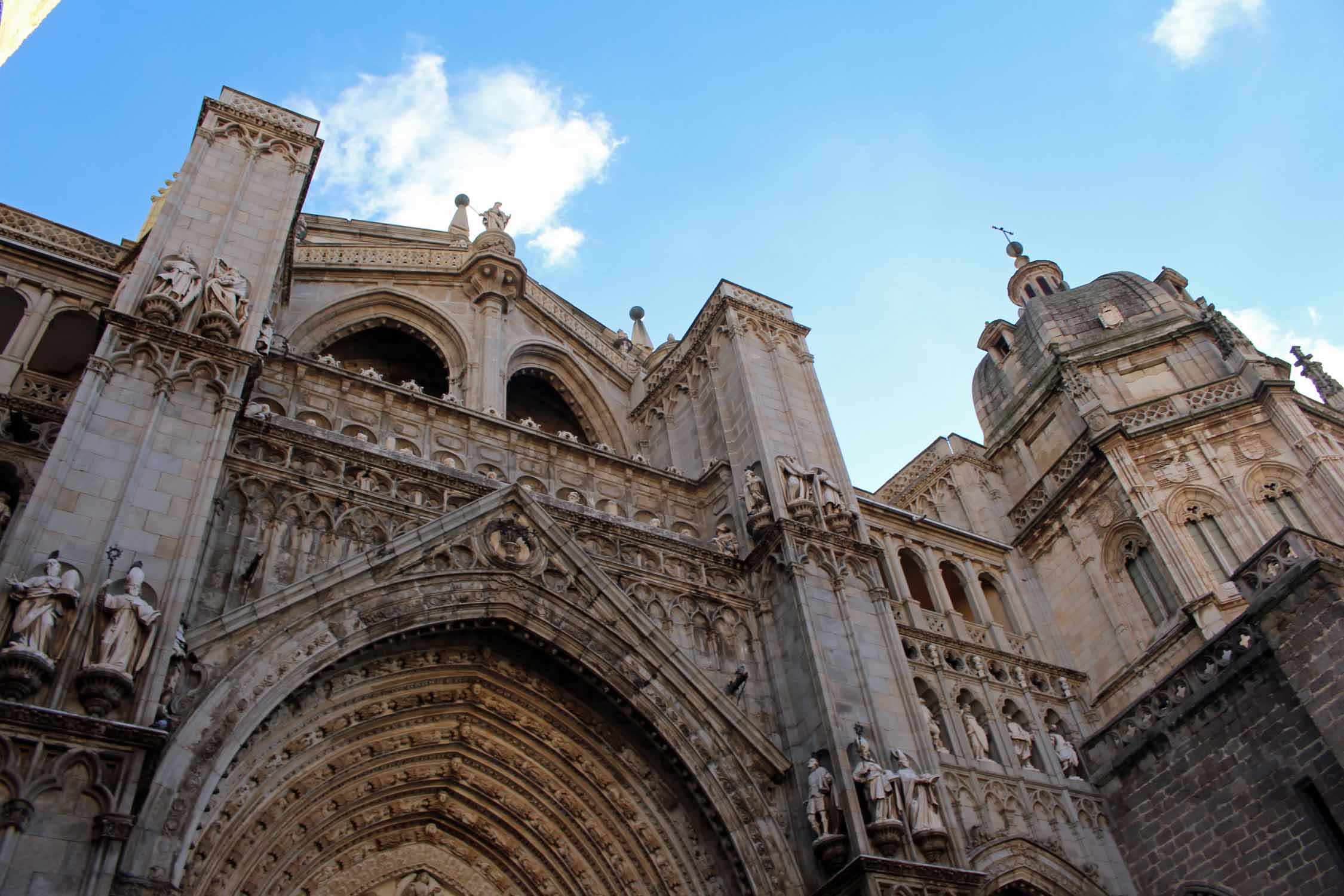 Tolède, cathédrale Sainte-Marie, façade