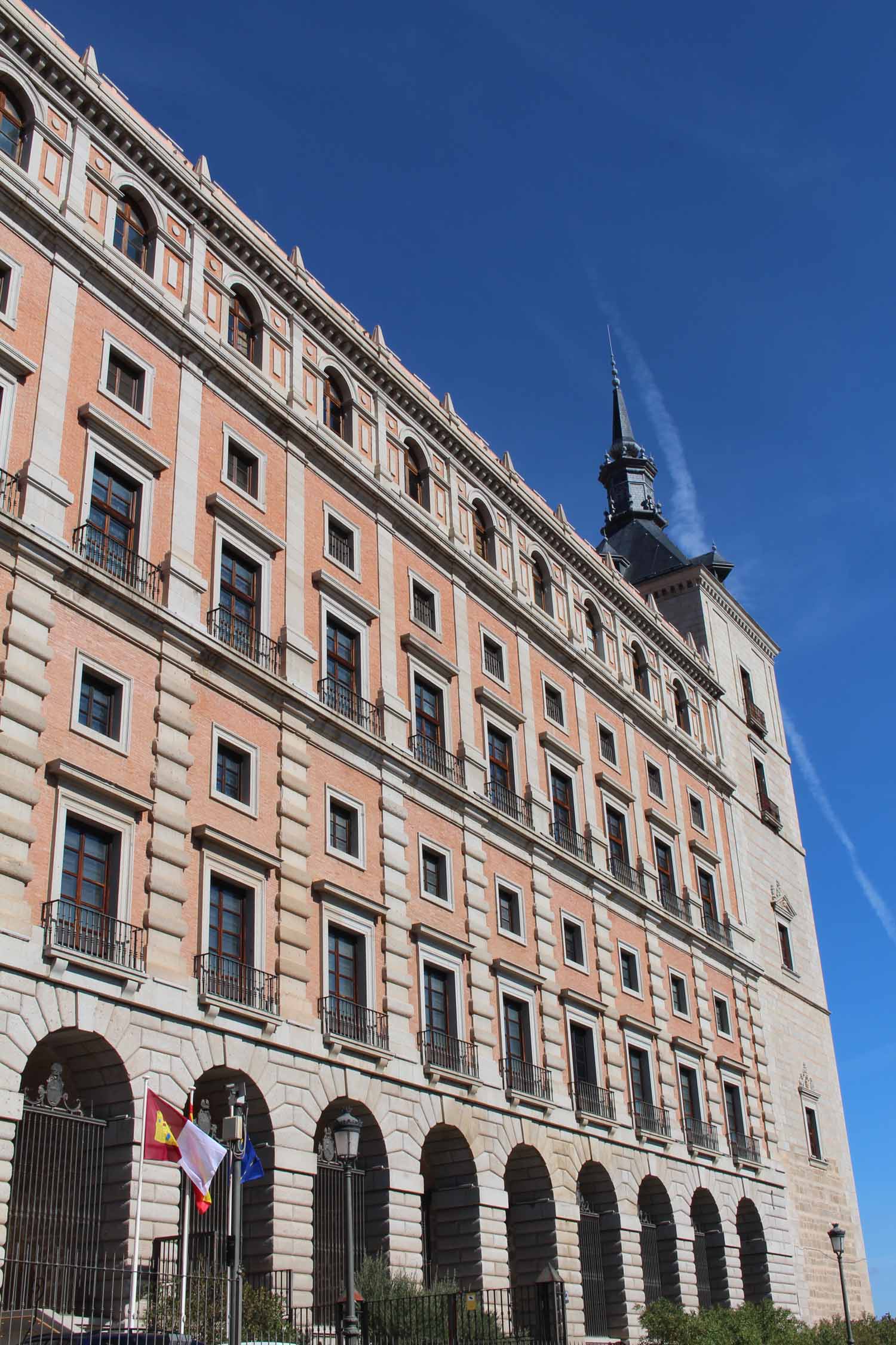 Tolède, Alcazar, façade