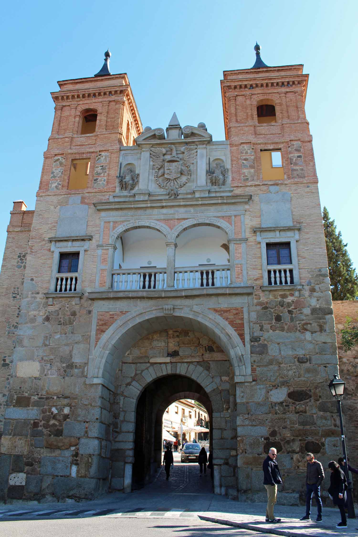 Tolède, porte du Cambron, façade