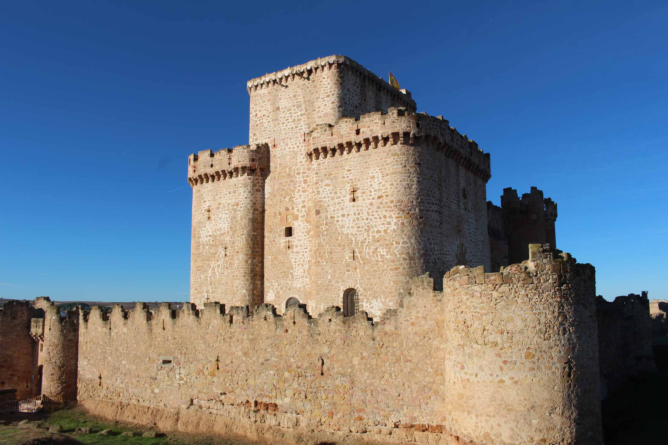 Turégano, château, remparts