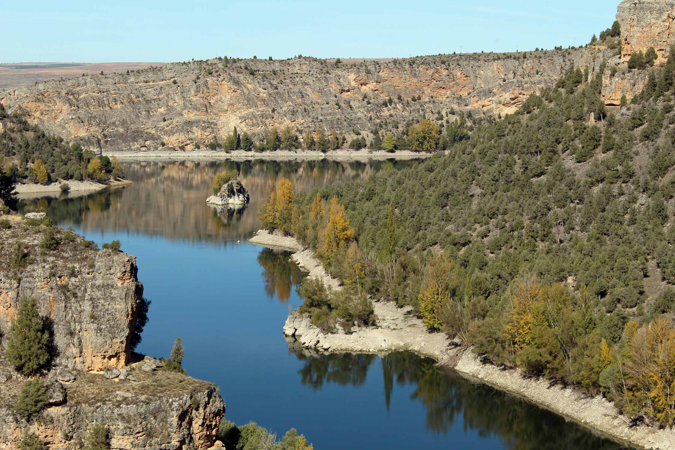 Rivière Duraton, paysage canyon