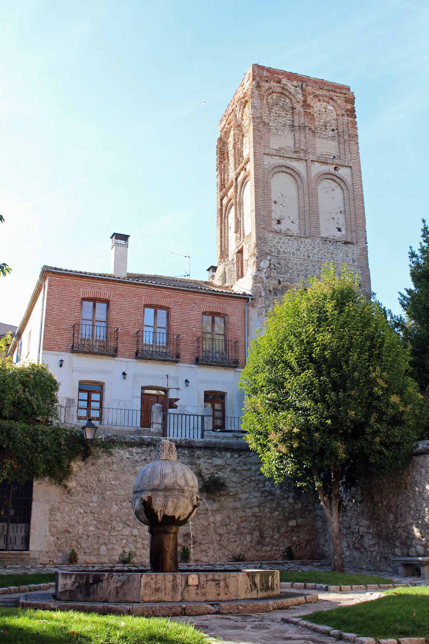 Cuéllar, tour Santa Marina