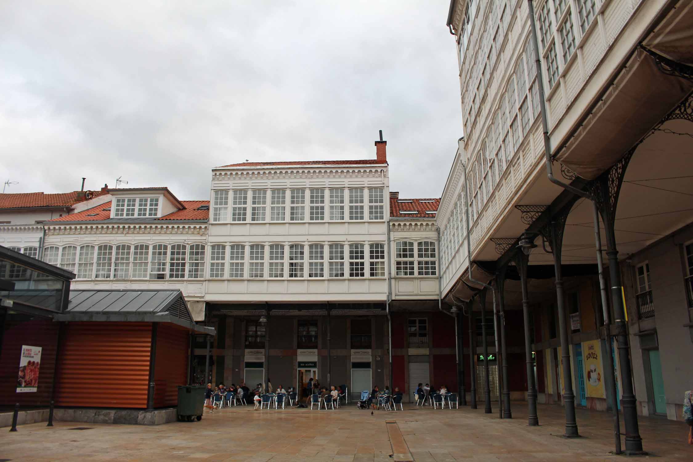 Avilès, place du marché