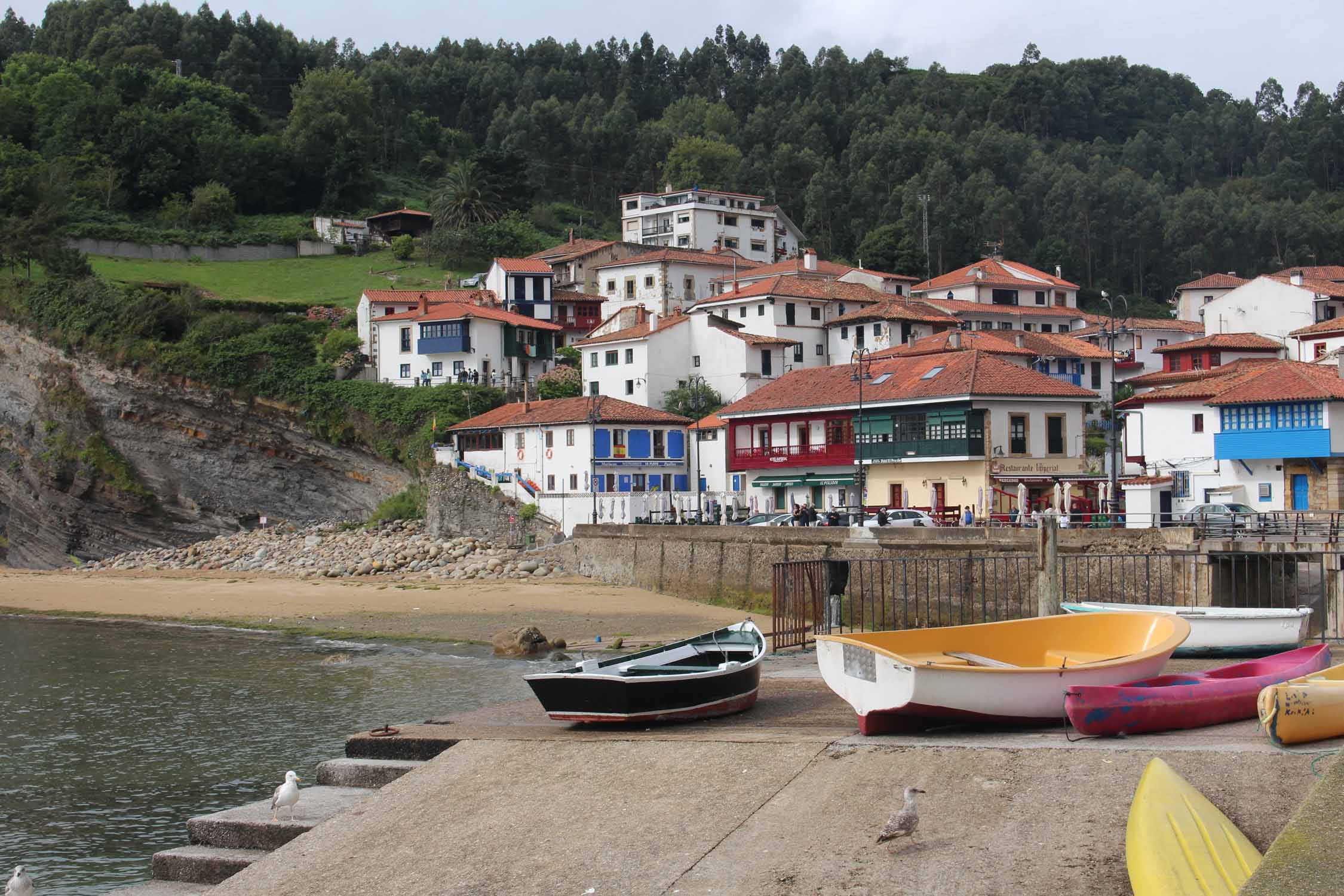 Tazones, bateaux de pêche