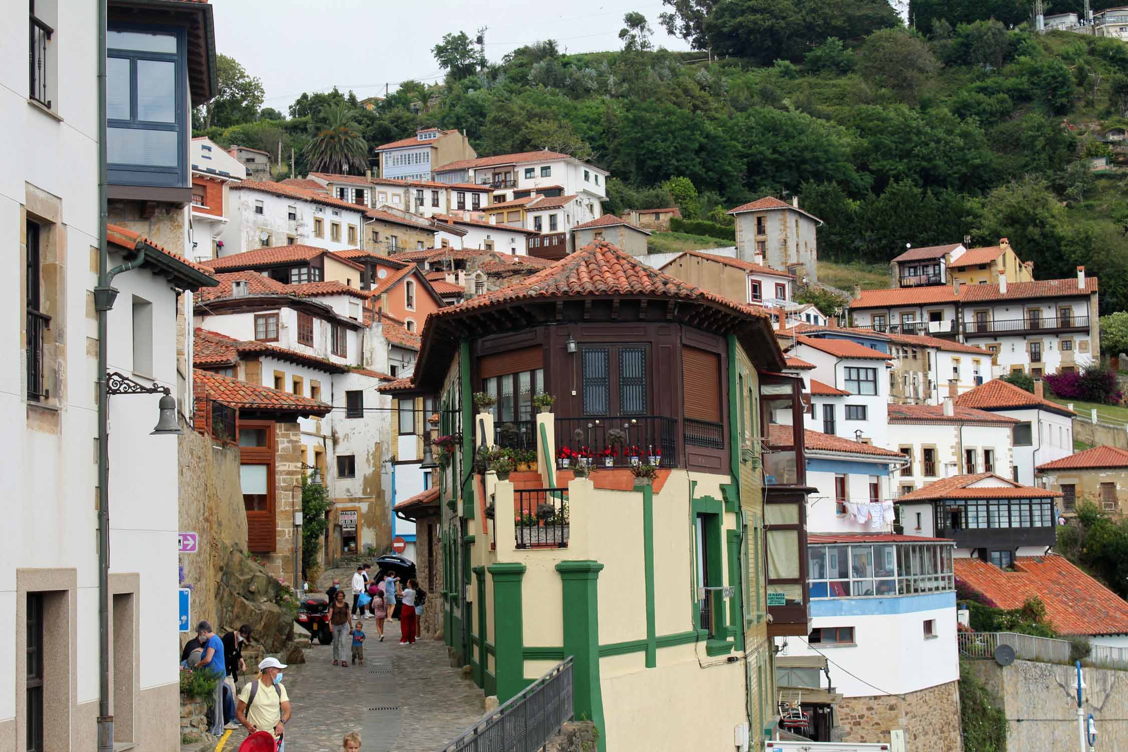 Lastres, Asturies, maisons typiques