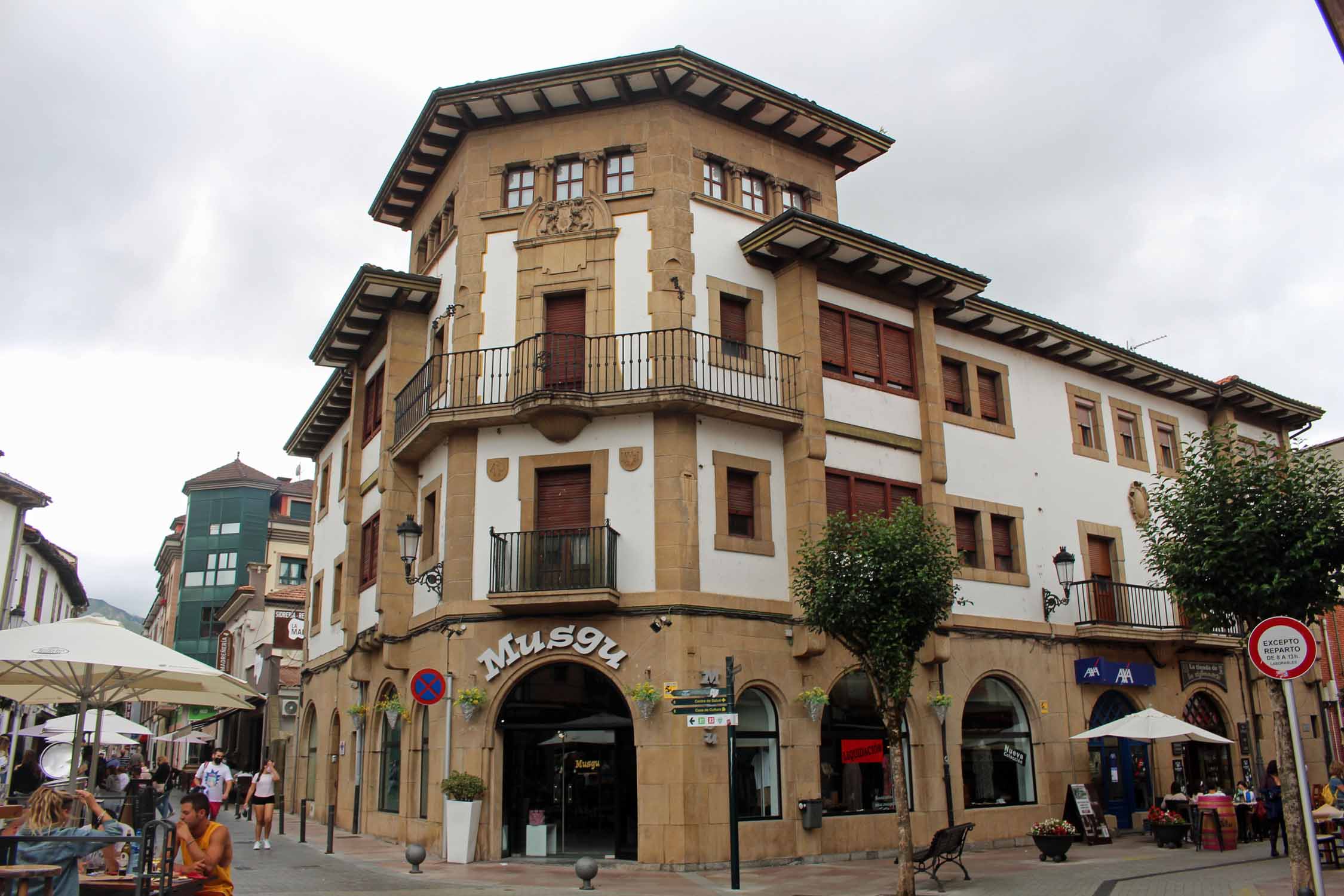 Cangas de Onis, bâtiment typique