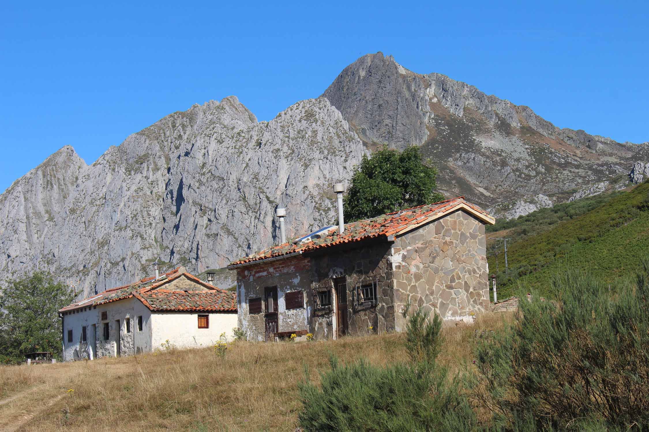 Col de San Isidro, la Raya, paysage