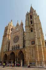 Cath&eacute;drale de L&eacute;on, fa&ccedil;ade