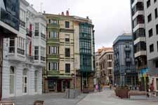 Gij&ograve;n, immeubles typiques