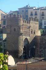 Tol&egrave;de, Puerta del Sol