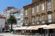 La Corogne, avenue Marina, fa&ccedil;ades de b&acirc;timents
