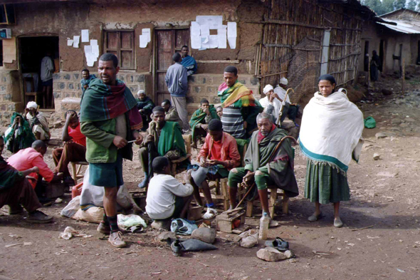 Injibara, cireurs de chaussures