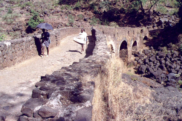 Pont de Tisoha, Dildil