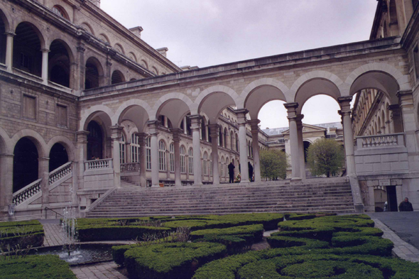 Paris, Hôtel Dieu