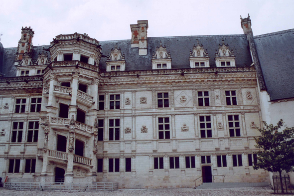 Blois, château, escalier