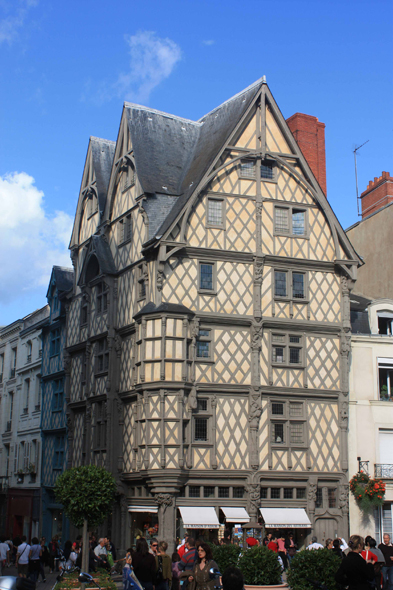 Angers, maison Adam