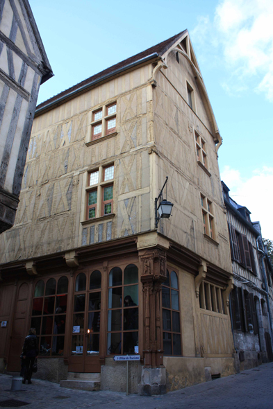 Auxerre, maison