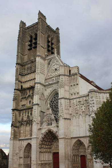 La cathédrale gothique Saint-Etienne d'Auxerre