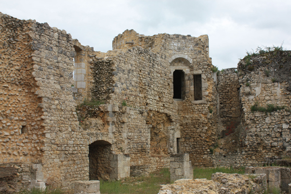 Brie-Comte-Robert, château