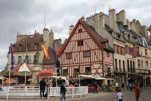 Vieux Dijon, Place