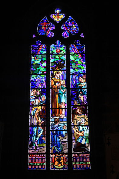 Tréguier, Cathédrale Saint-Tugdual, vitraux