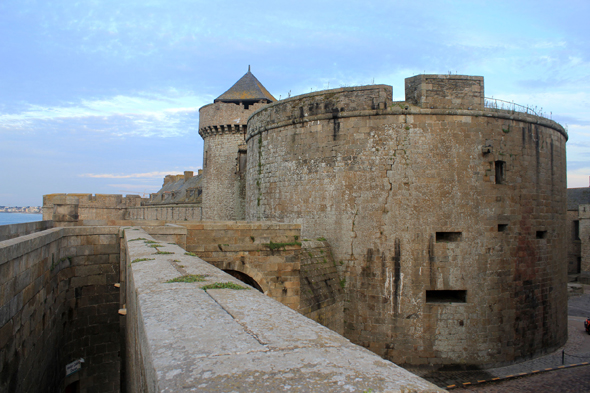 Saint-Malo, tour, remparts