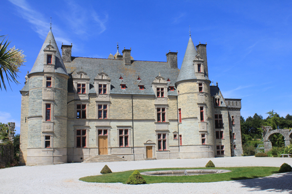 Ravalets, château