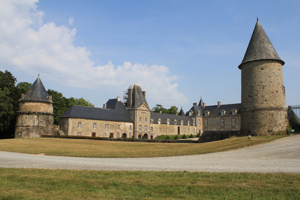 Canisy, château