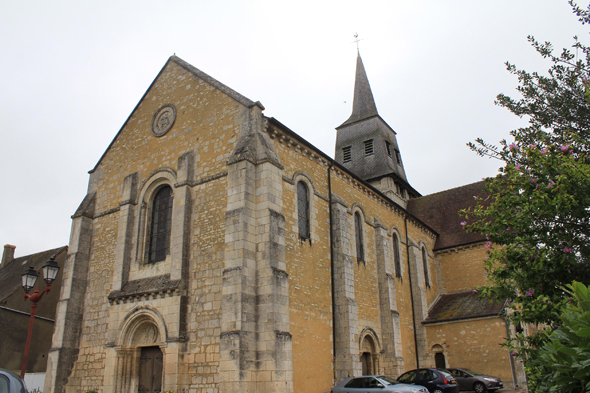 Les Aix d'Angillon, église Saint-Yitier