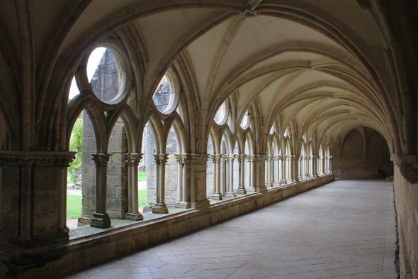 Noirlac, abbaye, cloître