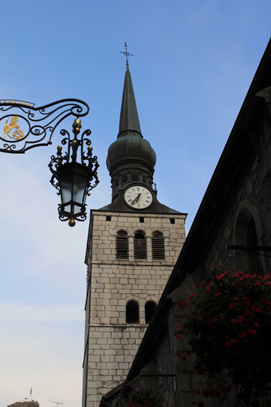 L'église Saint-Jean-Baptiste de La Roche sur Foron.