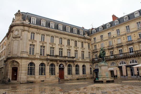 La Rochelle, Place de Verdun