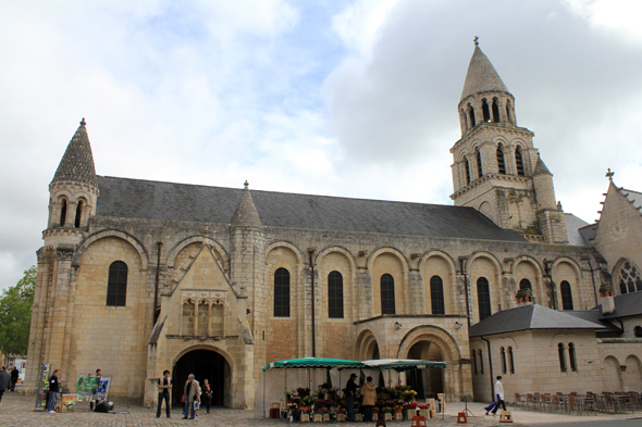 Poitiers, Notre-Dame la Grande