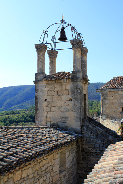 Lacoste, église