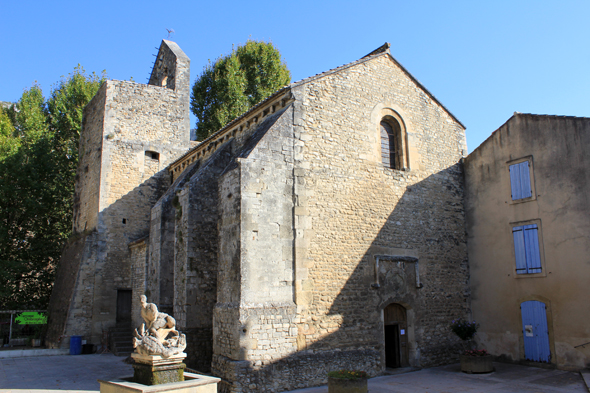 Fontaine-de-Vaucluse, église